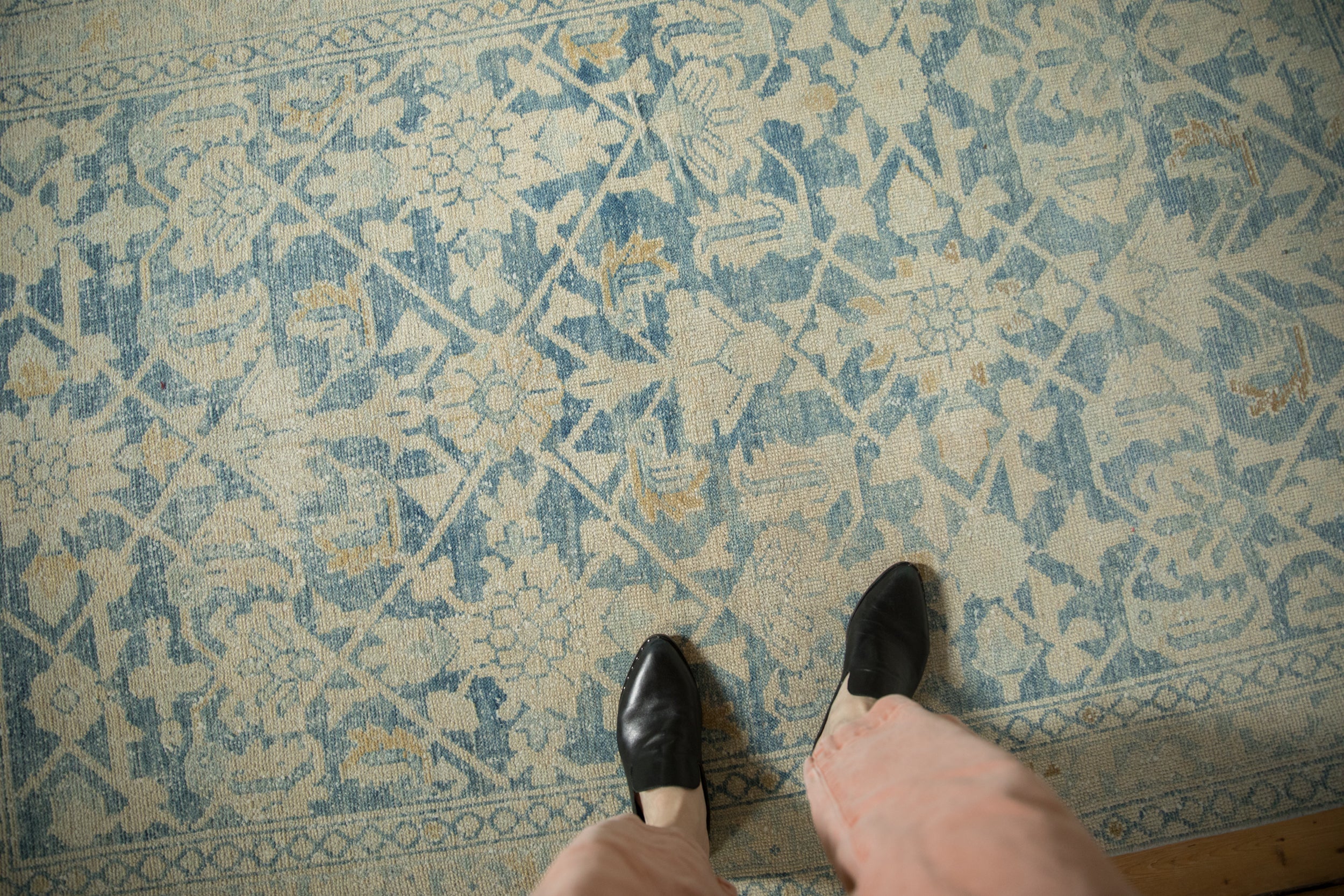 4.5x7 Vintage Distressed Hamadan Rug // ONH Item ee005356, Image 1