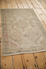 2.5x4 Vintage Distressed Tajabad Rug // ONH Item ee005361, Image 3