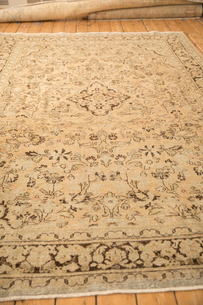 7x10.5 Vintage Distressed Arak Carpet // ONH Item ee005446, Image 4