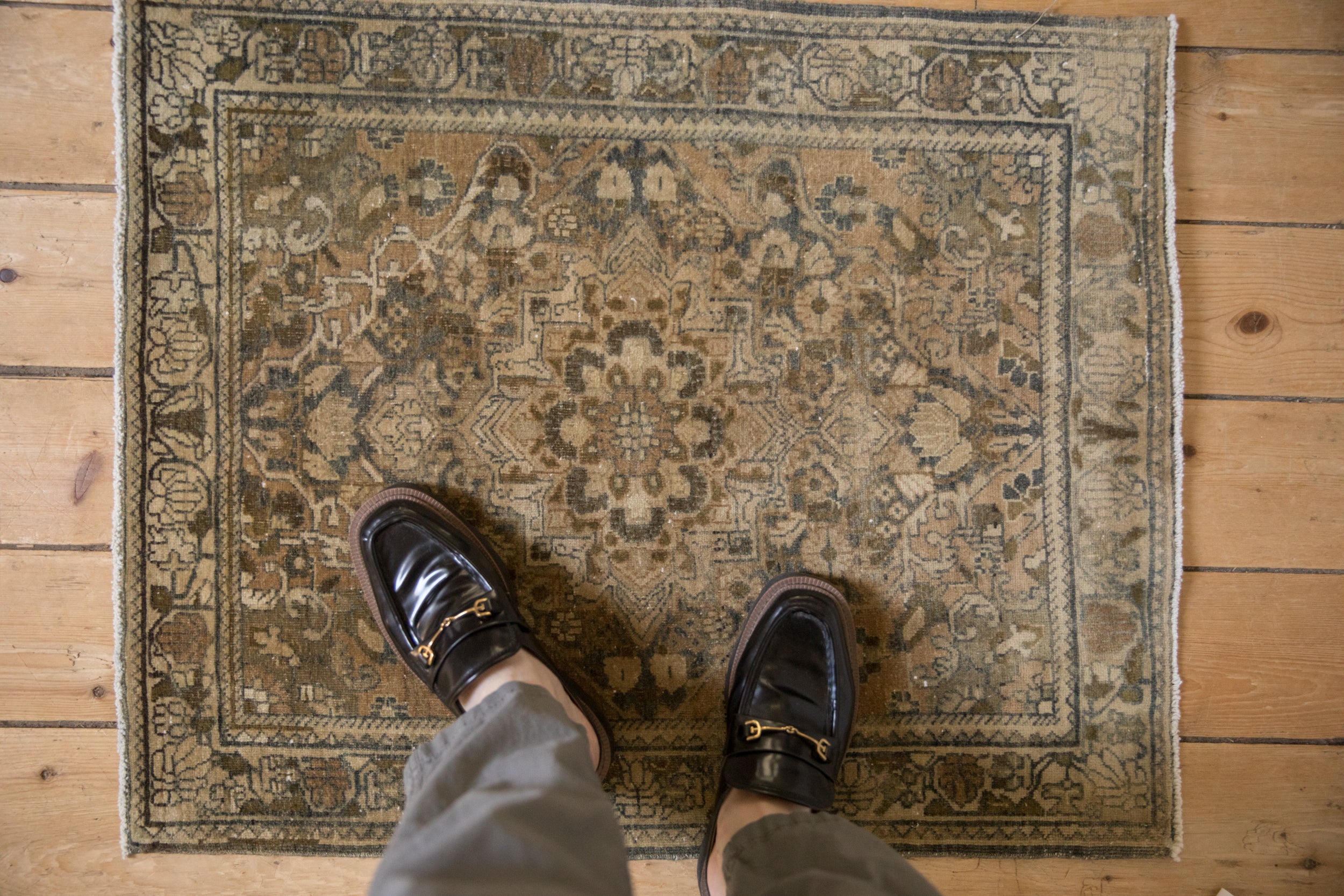 2x3 Vintage Distressed Sarouk Rug Mat