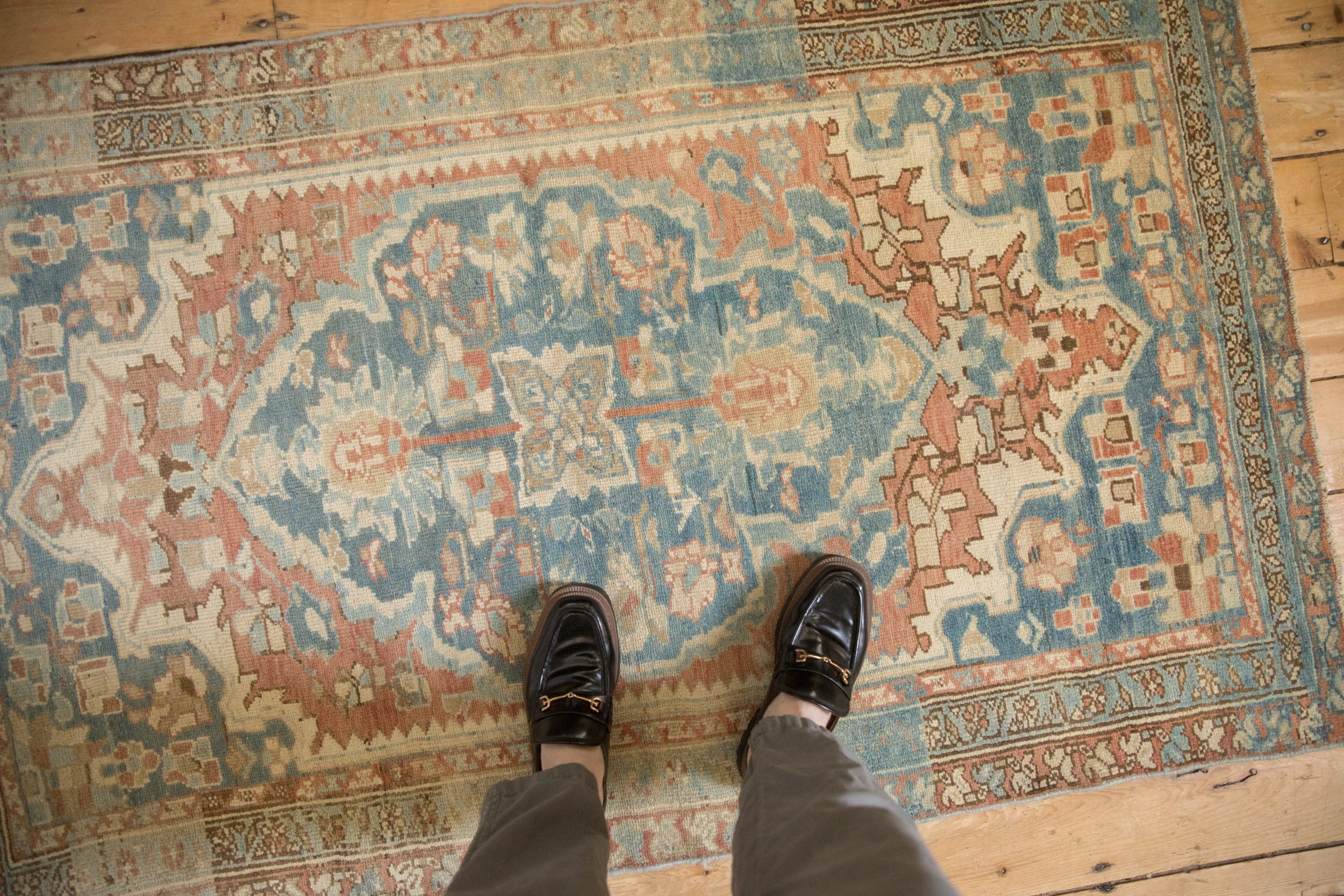 3.5x5.5 Vintage Distressed Bakhtiari Rug