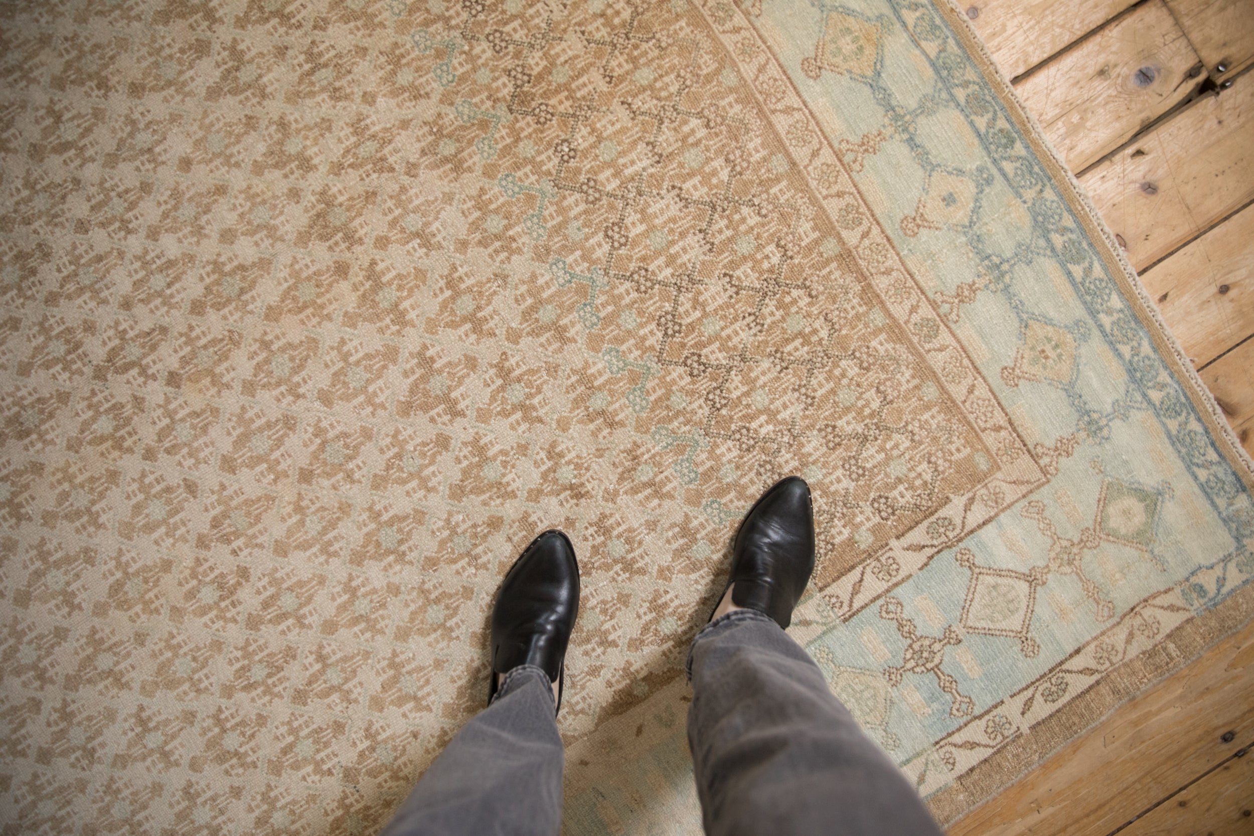 6.5x9 Vintage Distressed Malayer Carpet