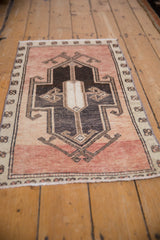 2x3.5 Vintage Distressed Kars Rug