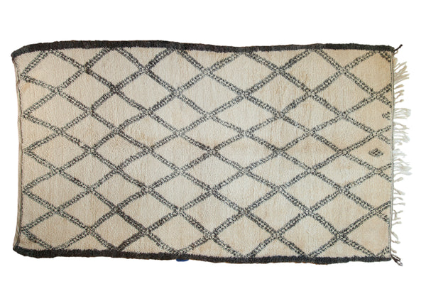 Vintage Moroccan Carpet / ONH item ee005562