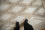 Vintage Moroccan Carpet / ONH item ee005568