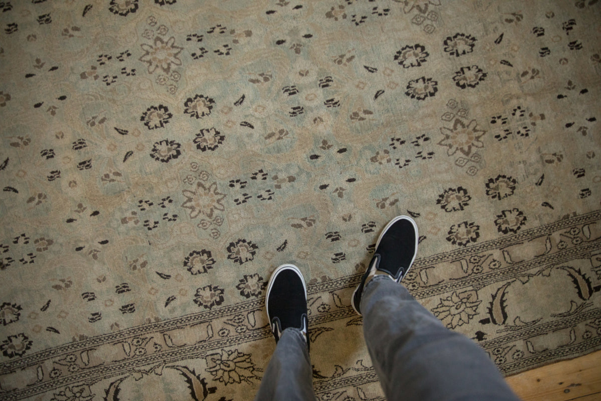 6.5x9.5 Vintage Distressed Meshed Carpet