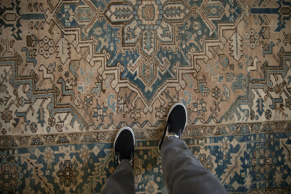 7x9 Vintage Distressed Heriz Carpet