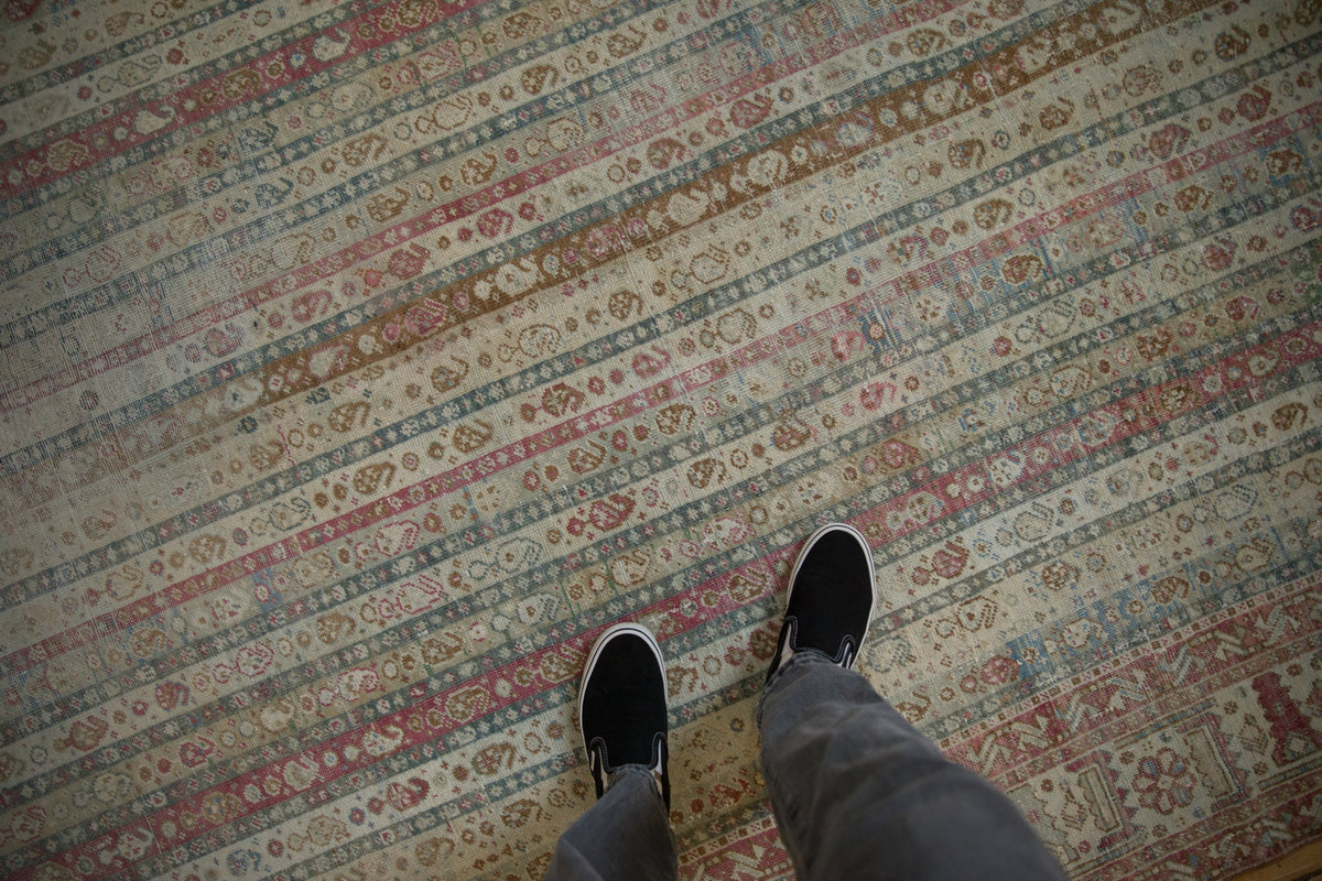 6.5x10.5 Vintage Distressed Sivas Carpet