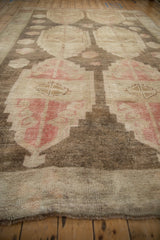 7.5x10.5 Vintage Distressed Kars Carpet
