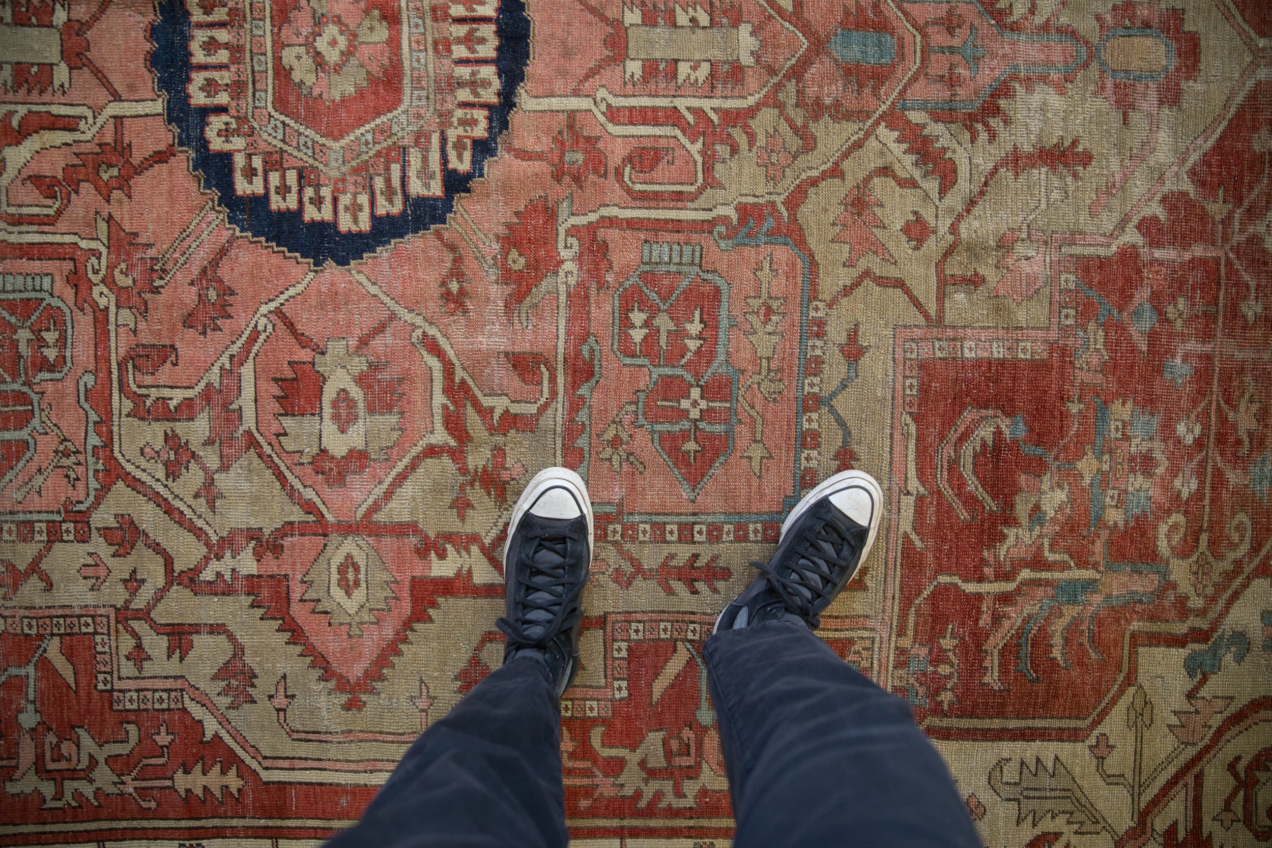 Antique Serapi Carpet // ONH Item: sm001308, Image 1