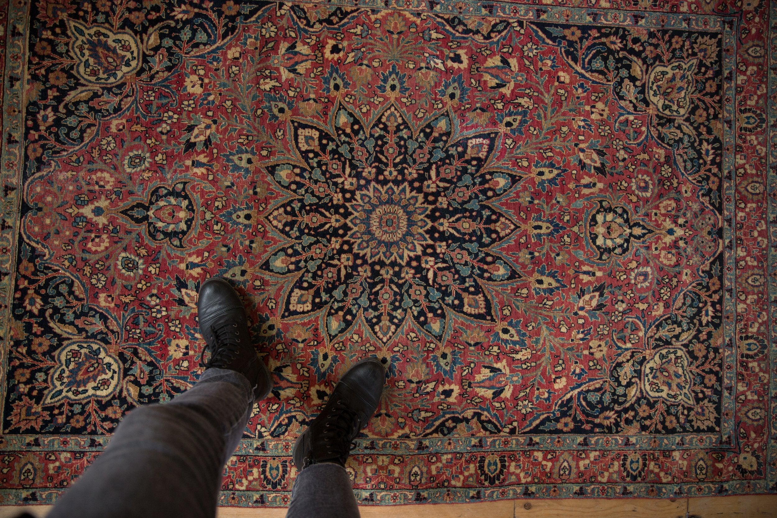 4x6.5 Vintage Meshed Rug // ONH Item 10109 Image 1