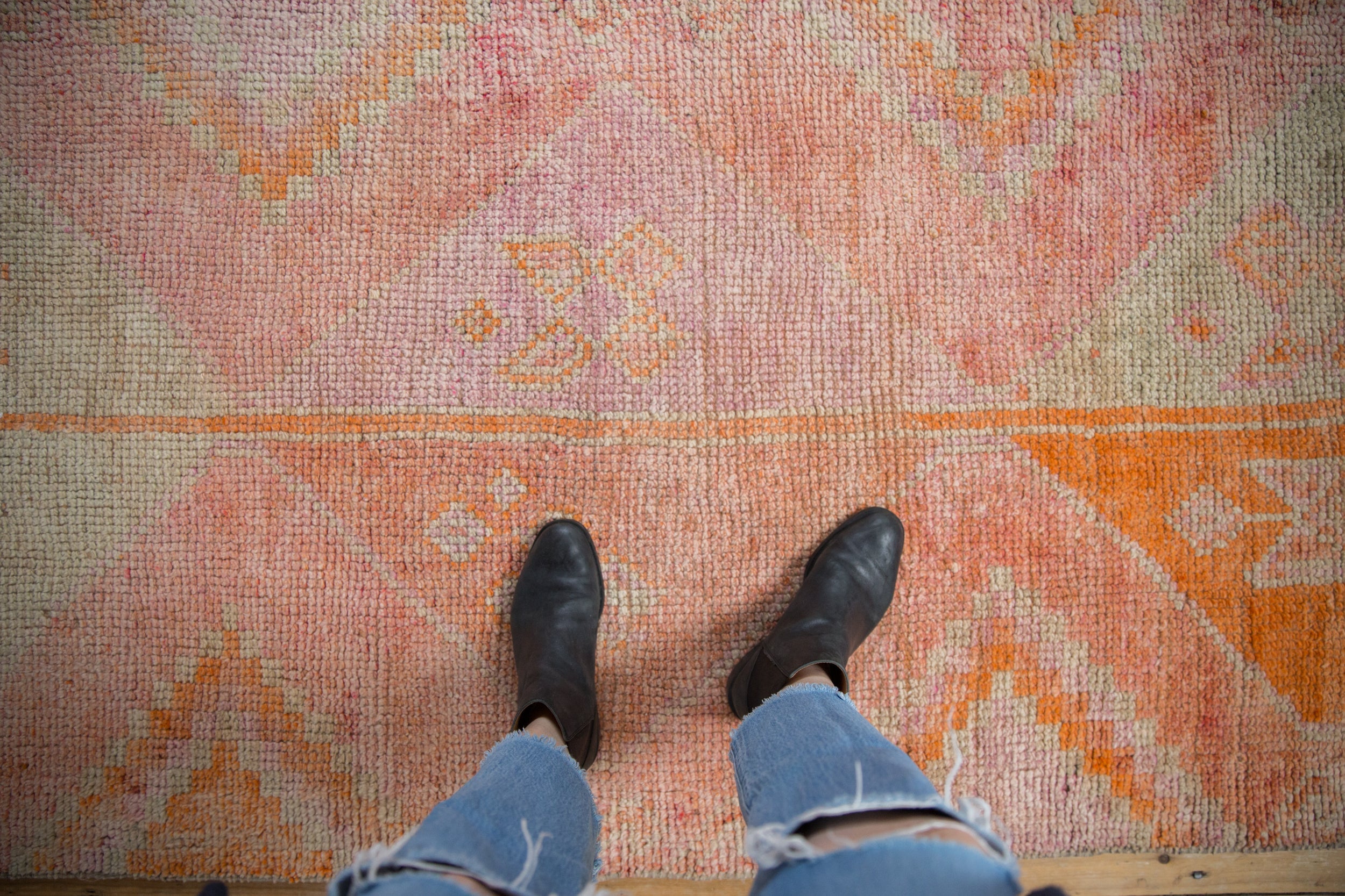 3.5x13 Vintage Distressed Oushak Rug Runner // ONH Item 10143