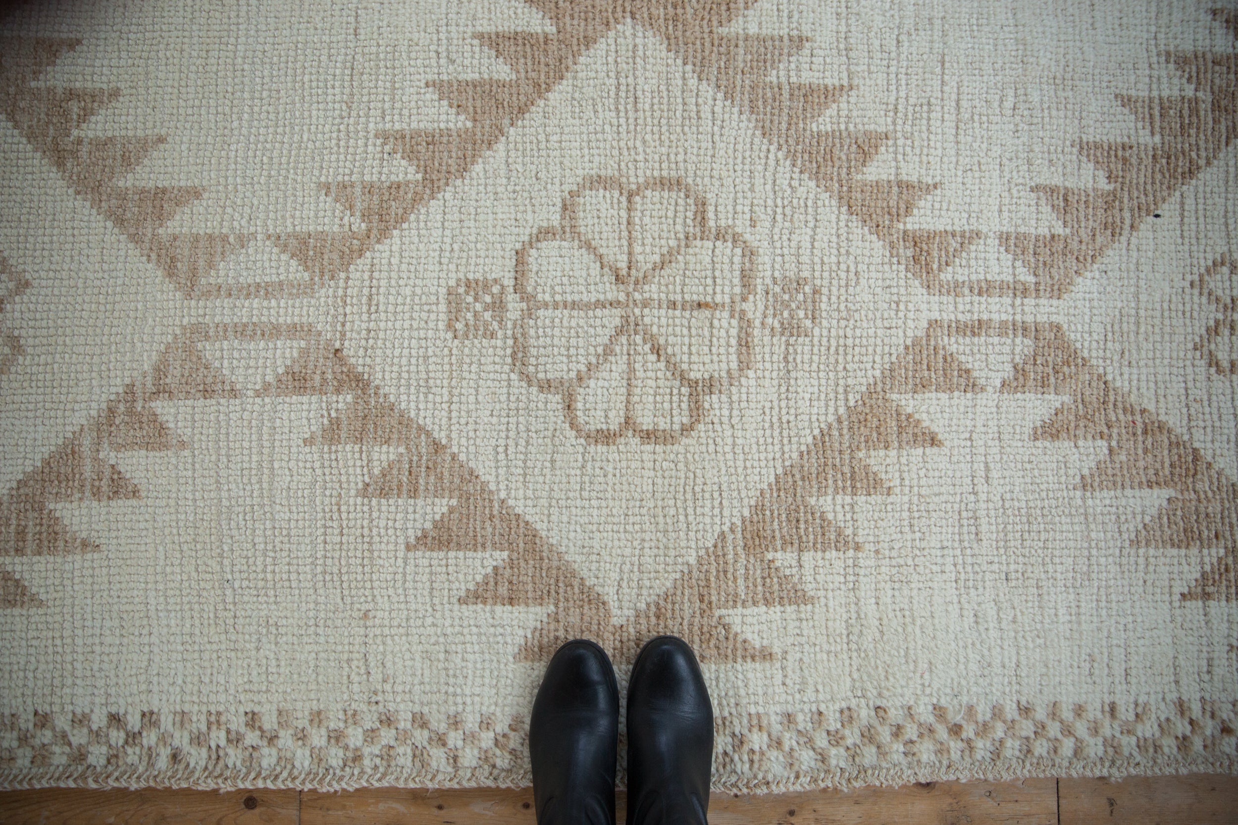 3.5x10.5 Vintage Distressed Kurd Rug Runner // ONH Item 10153 Image 1