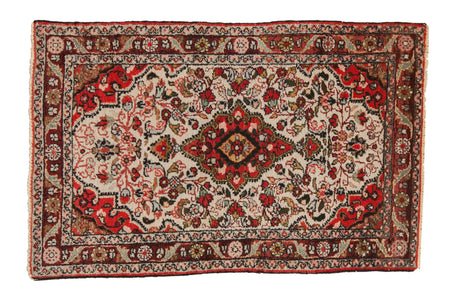 2.5x4 Vintage Dargezine Rug // ONH Item 10469