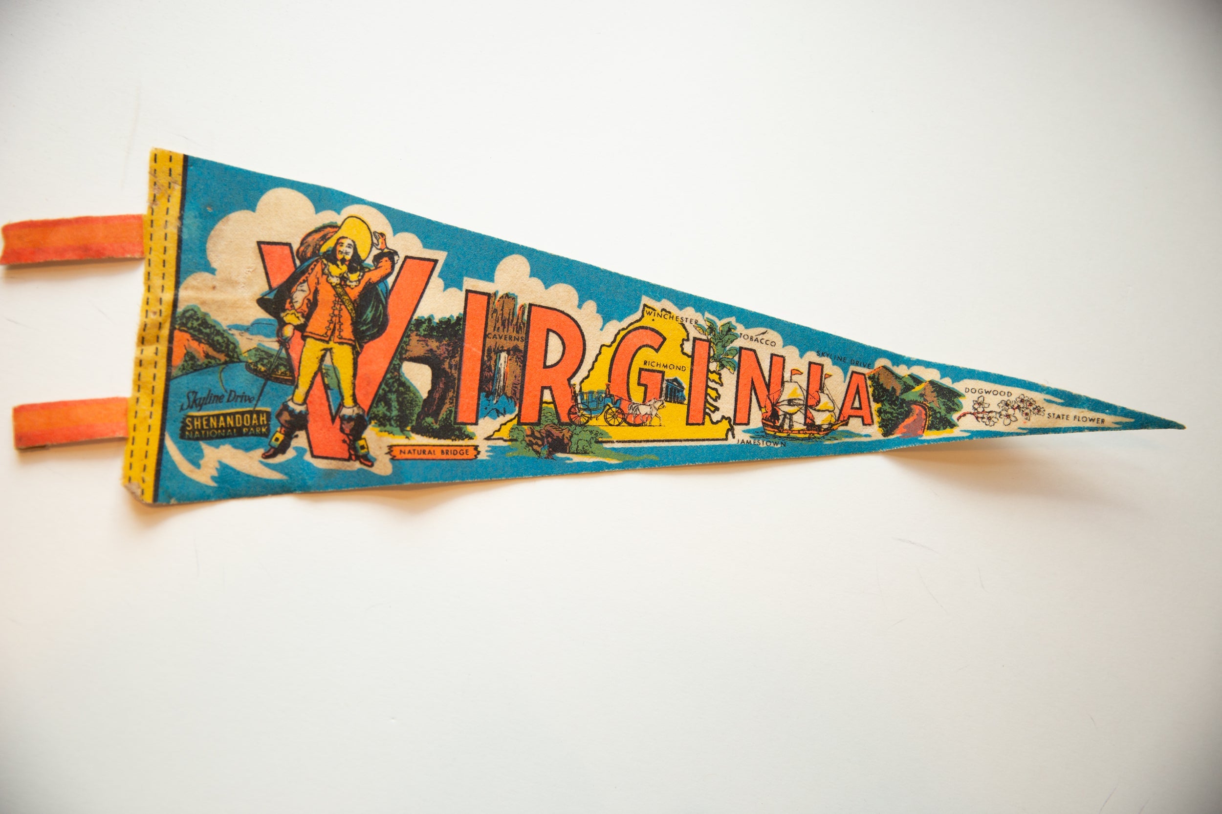 Vintage Virginia Felt Flag // ONH Item 10498 Image 1