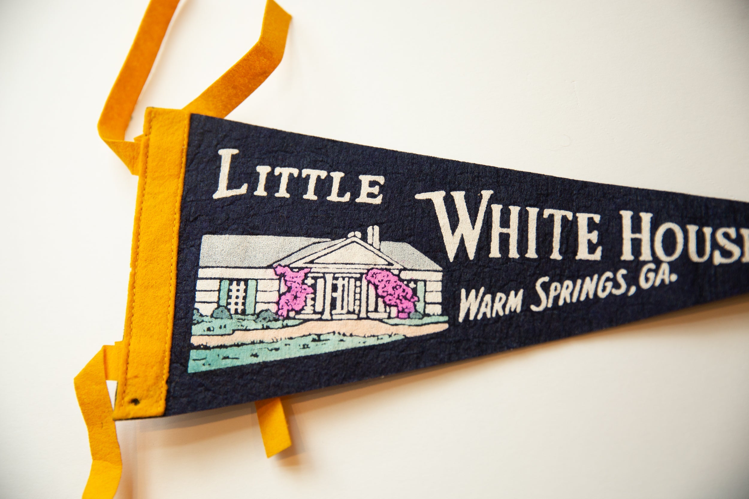 Vintage Little White House Warm Springs GA // ONH Item 10500 Image 1