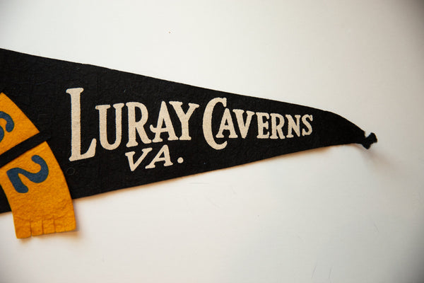 Vintage 1962 Luray Caverns VA Felt Flag // ONH Item 10512 Image 2