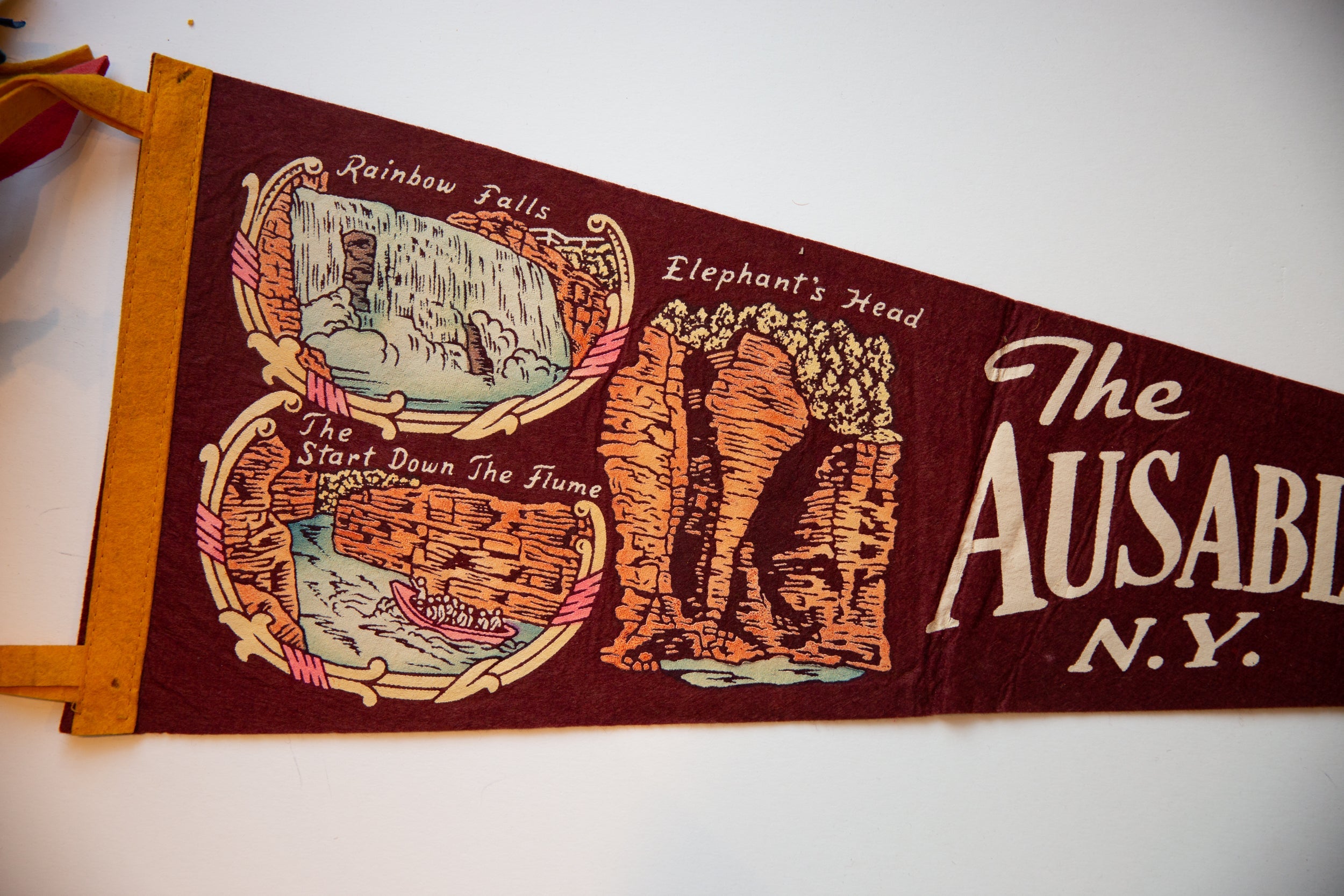 Vintage Ausable Chasm NY Felt Flag // ONH Item 10522 Image 1