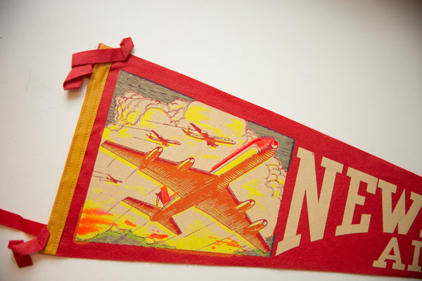 Vintage Newark Airport Felt Flag // ONH Item 10579 Image 1