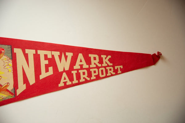 Vintage Newark Airport Felt Flag // ONH Item 10579 Image 2