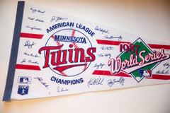 Vintage American League Champions Minnesota Twins Felt Flag Pennant // ONH Item 10603 Image 1