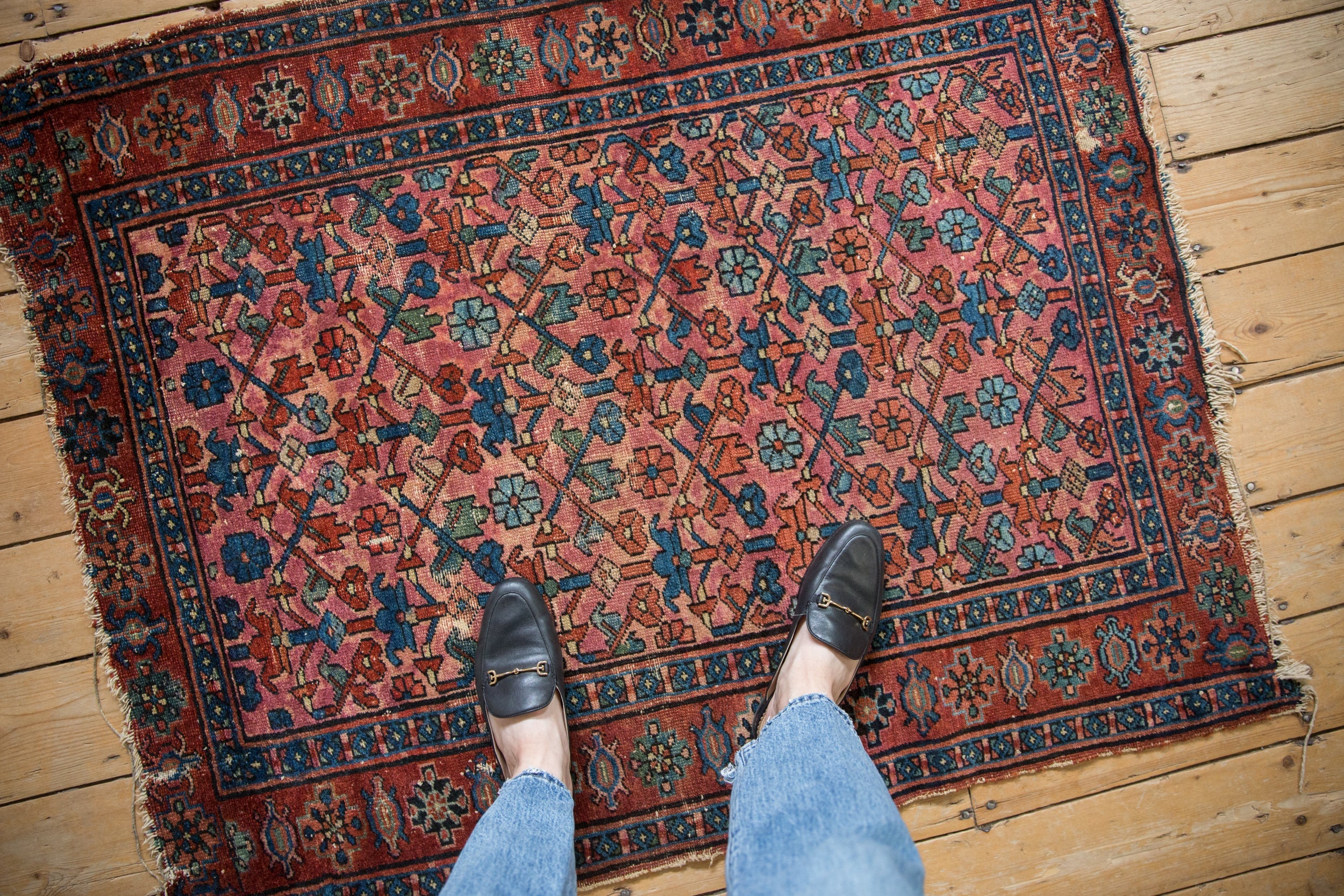 3.5x4.5 Vintage Fine Lilihan Square Rug // ONH Item 10649 Image 1