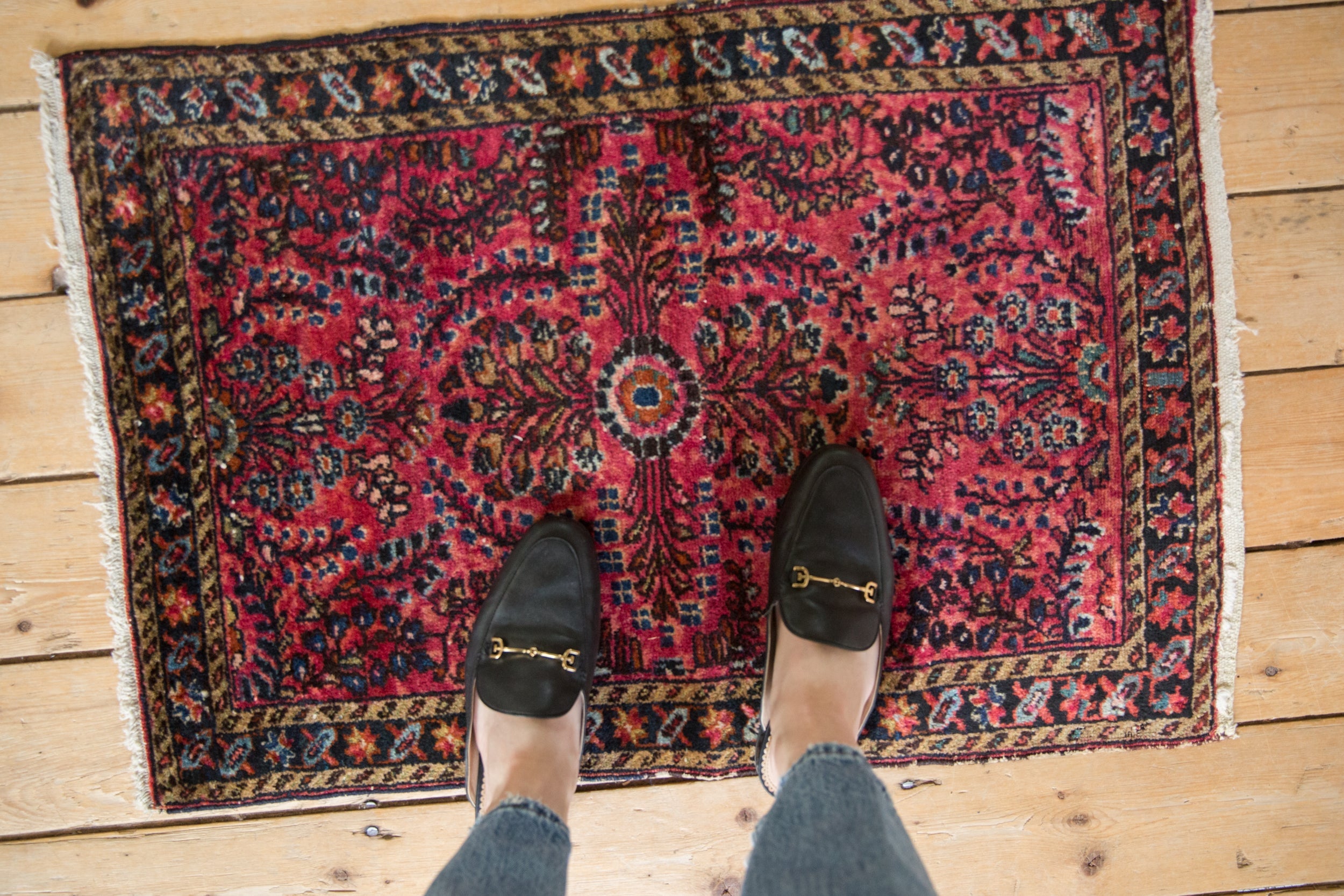 2x3 Vintage Lilihan Rug Mat // ONH Item 10663 Image 1