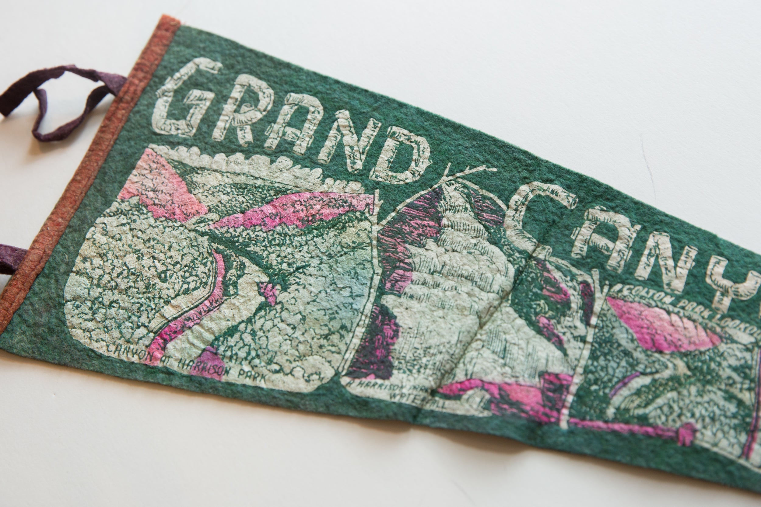 Vintage Grand Canyon of Pennsylvania Felt Flag // ONH Item 10693 Image 1