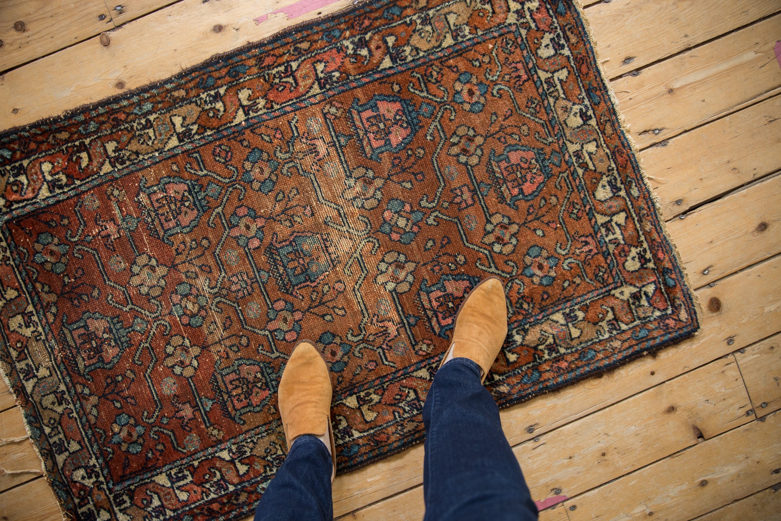 2.5x4 Vintage Mehreban Rug // ONH Item 10701 Image 1