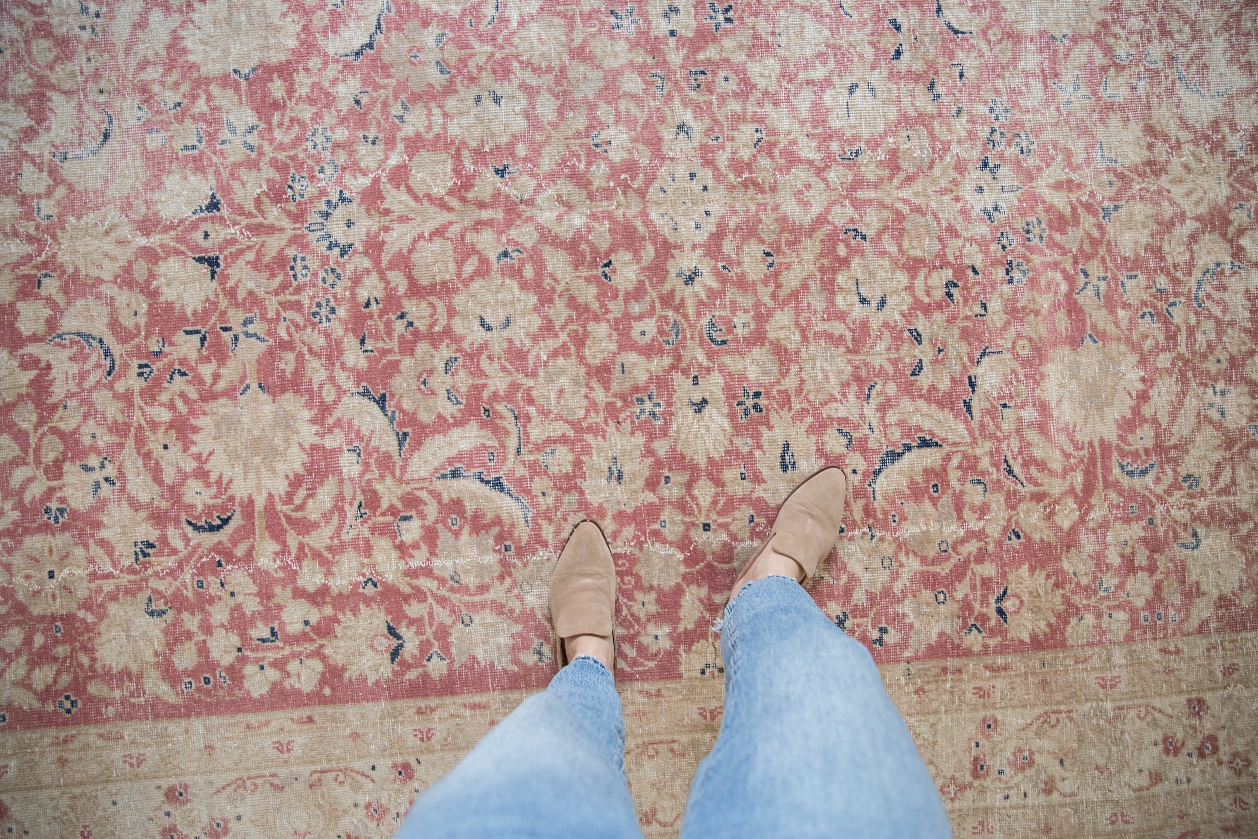 7x10 Vintage Distressed Sparta Carpet // ONH Item 10713 Image 1