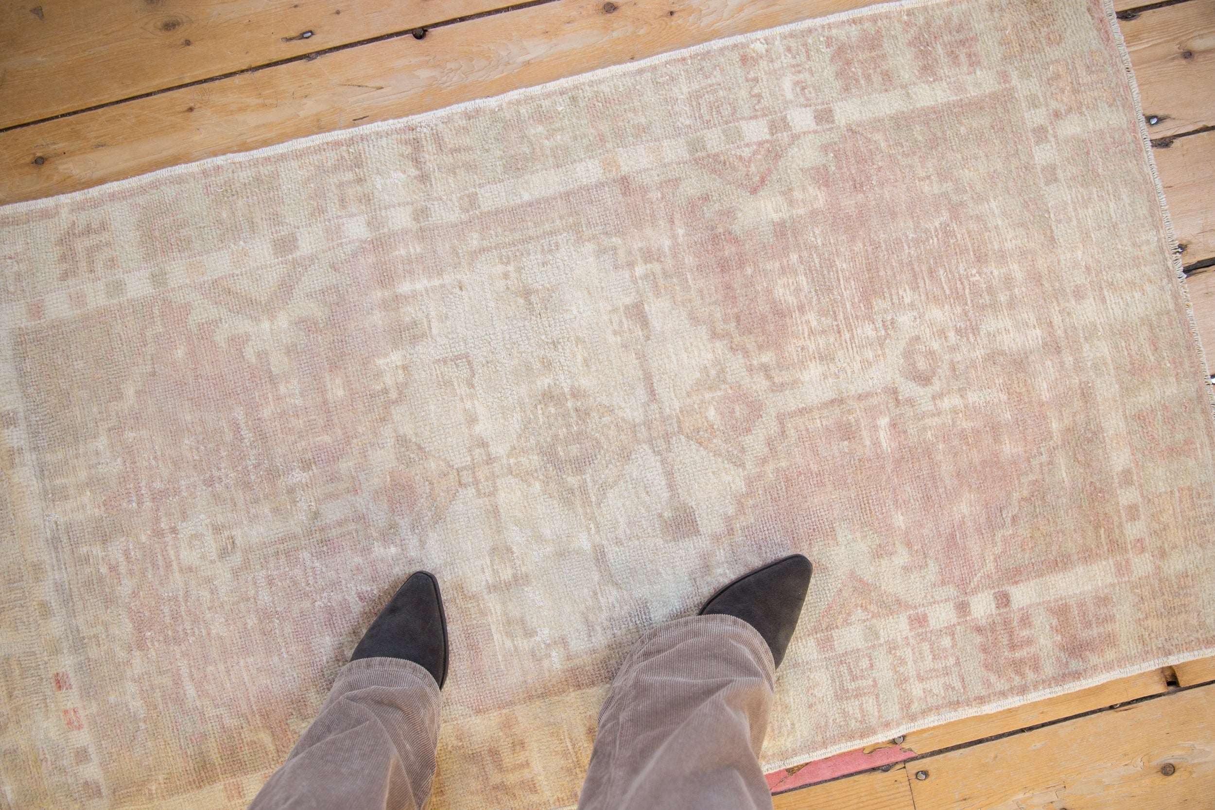 2.5x4.5 Vintage Distressed Oushak Rug // ONH Item 10774 Image 1