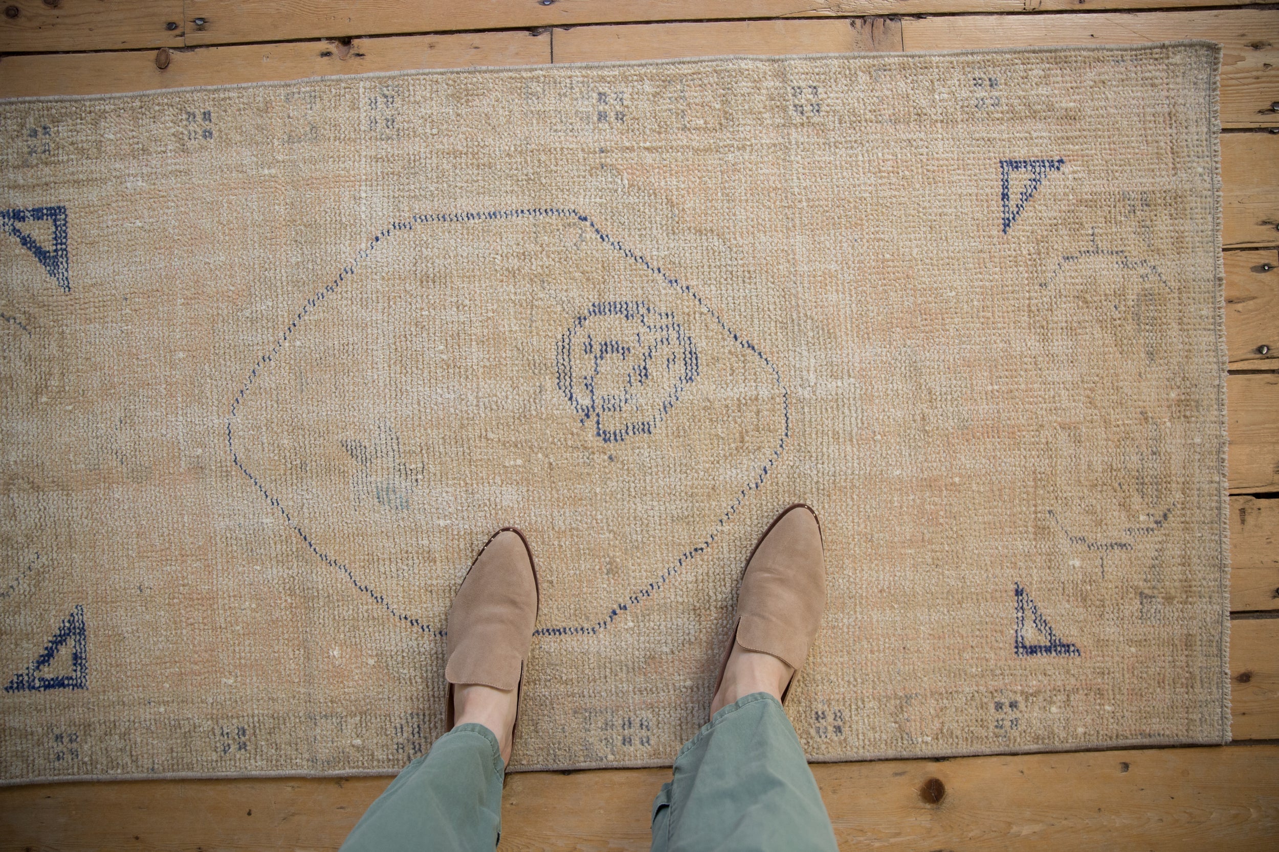 2.5x5 Vintage Distressed Oushak Rug Runner // ONH Item 10781 Image 1