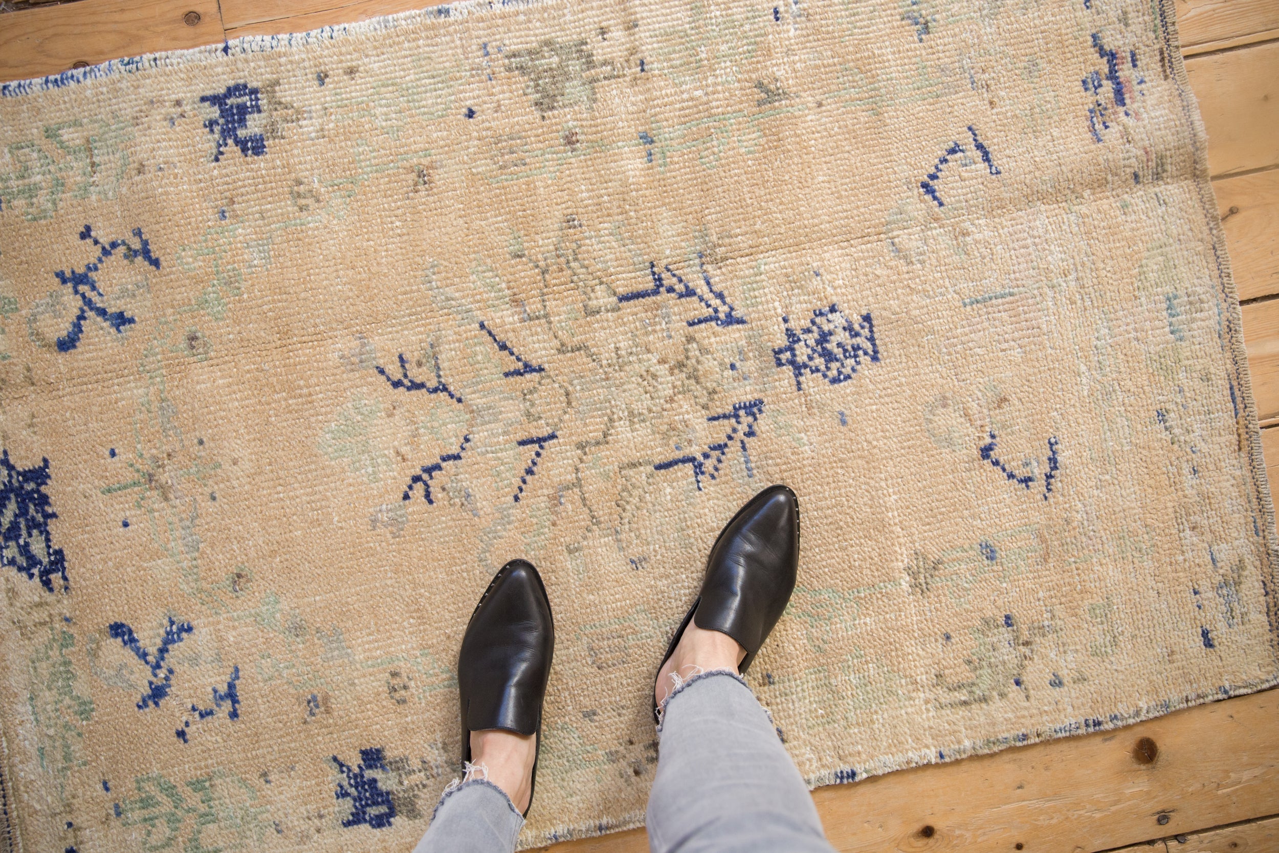 3x4.5 Vintage Distressed Oushak Rug // ONH Item 10786 Image 1