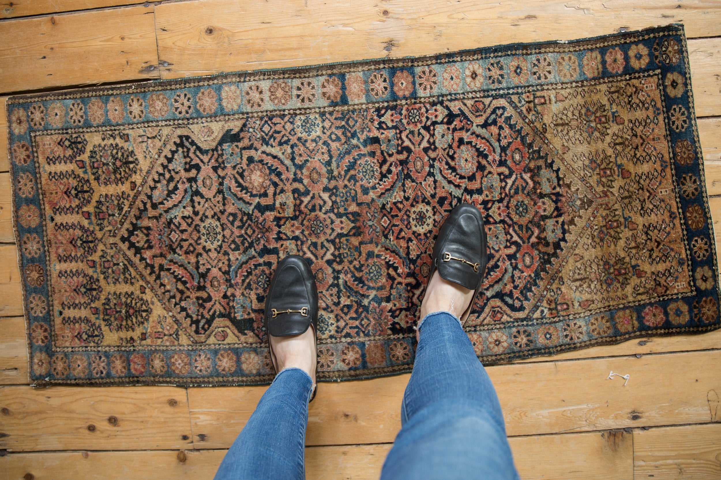 2x4.5 Vintage Farahan Sarouk Rug Runner // ONH Item 10826 Image 1