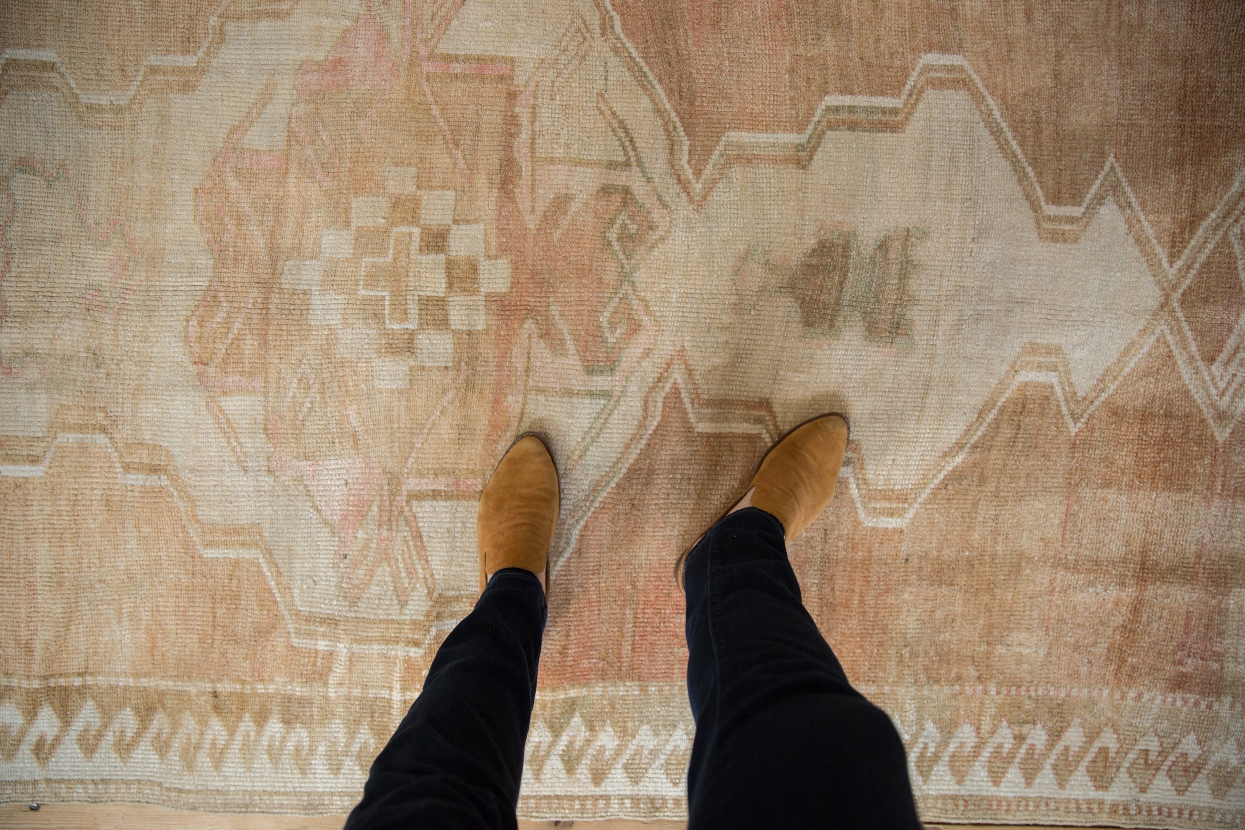 4.5x7.5 Vintage Distressed Oushak Rug // ONH Item 10836 Image 1