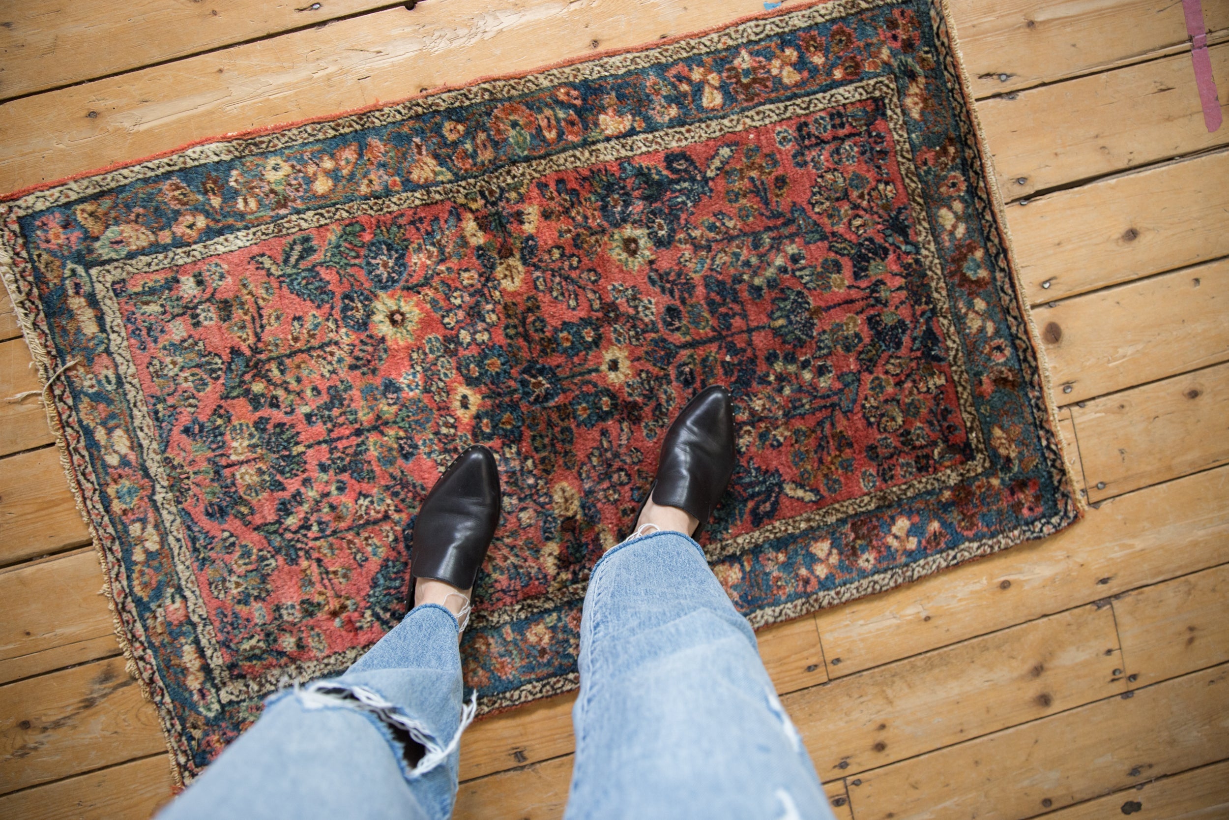 2.5x5 Vintage Lilihan Rug Runner // ONH Item 10857 Image 1