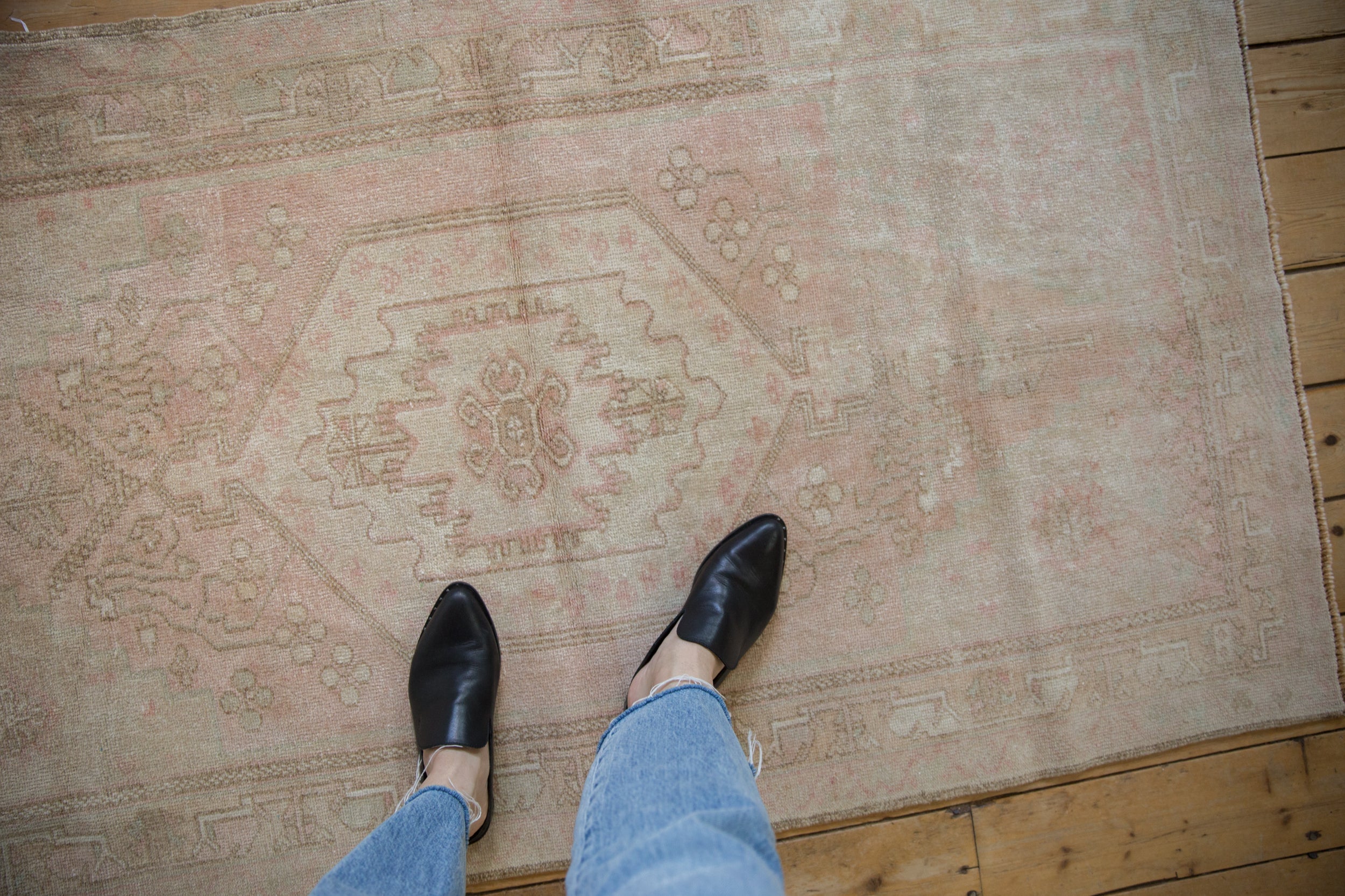 3.5x6 Vintage Distressed Oushak Rug // ONH Item 10872 Image 1