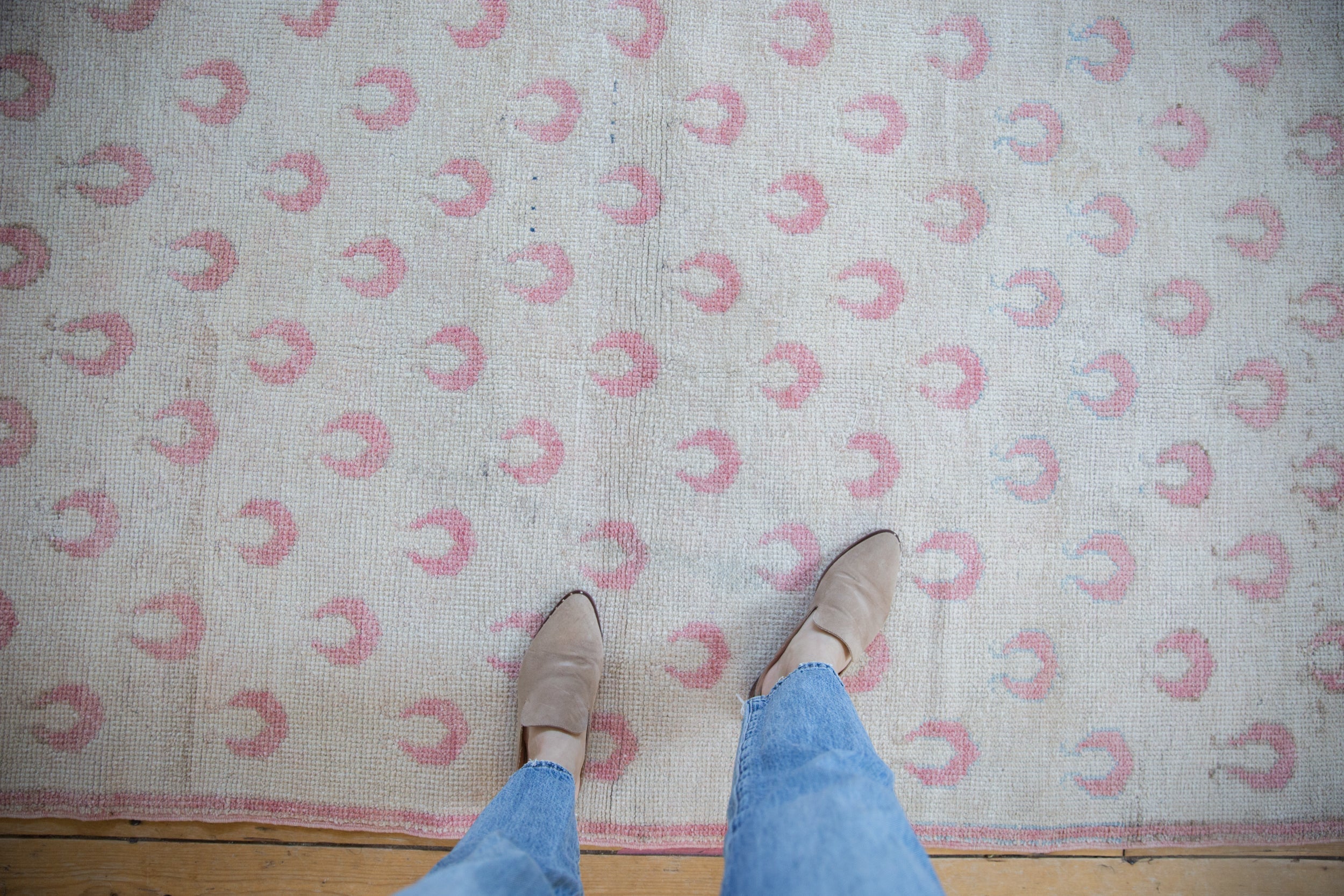 4x7 Vintage Distressed Oushak Rug // ONH Item 10950 Image 1