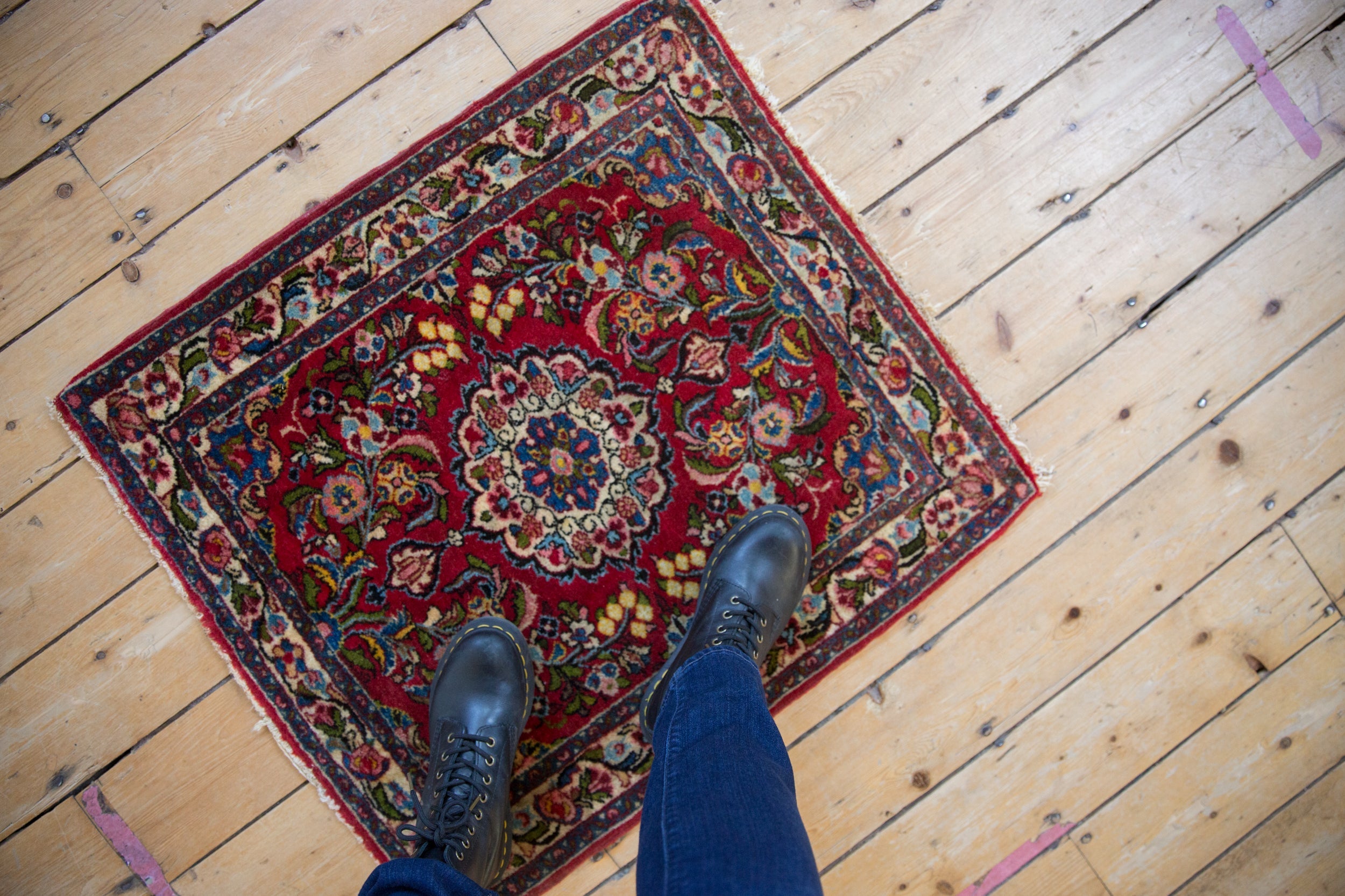 2.5x2.5 Vintage Qazvin Square Rug Mat // ONH Item 10962 Image 1