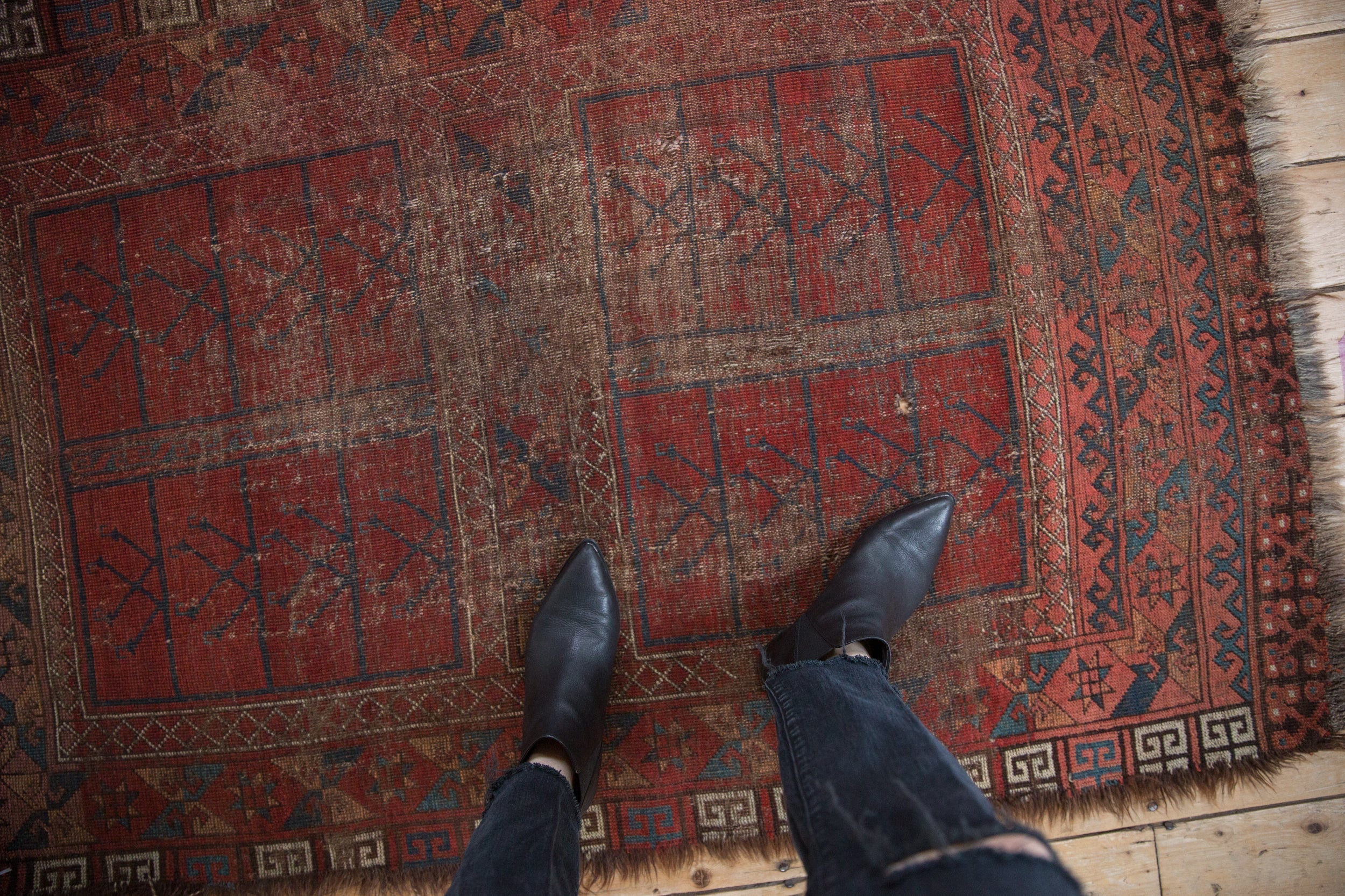 3.5x5 Vintage Ersari Rug // ONH Item 10978 Image 1