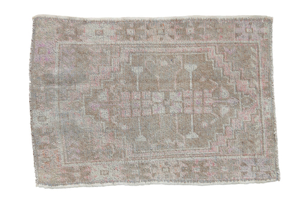 2.5x4 Vintage Distressed Oushak Rug // ONH Item 11021