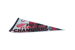 Detroit Red Wings Stanley cup Championships 2002 Felt Flag Pennant // ONH Item 11136 Image 1