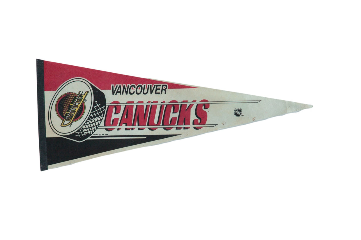 Vancouver Canucks Felt Flag Pennant // ONH Item 11177