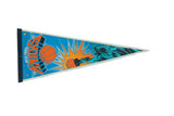 Late 20th century New York Knicks felt pennant featuring Statue of Liberty and basketball art, 12x30.