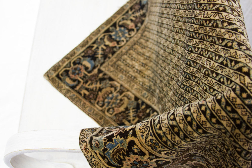 3x4 Fine Gold Vintage Rug // ONH Item 1121 Image 1