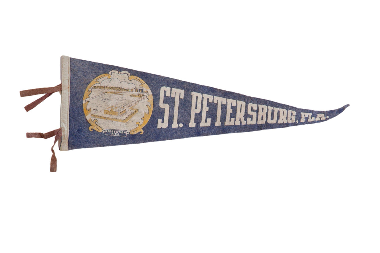 St. Petersburg Florida Felt Flag Pennant // ONH Item 11272