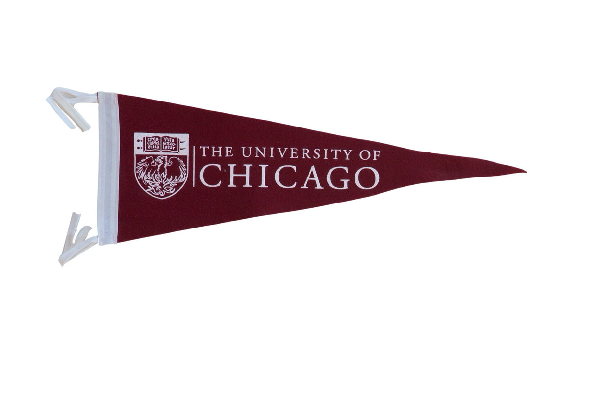 The University of Chicago Felt Flag Pennant // ONH Item 11288