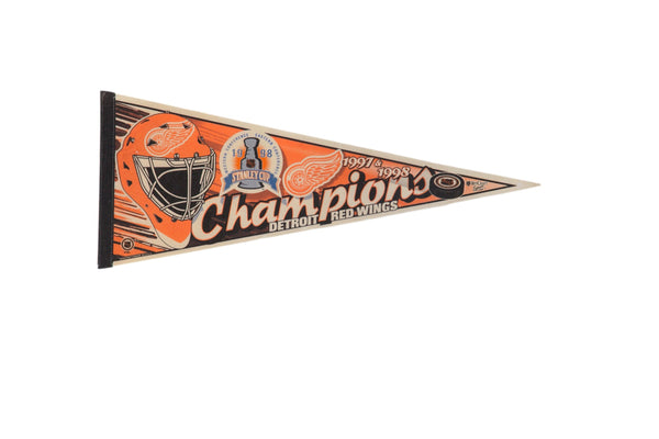 Detroit Red Wings 1997 and 1998 Stanley Cup Champions Felt Flag Pennant // ONH Item 11399