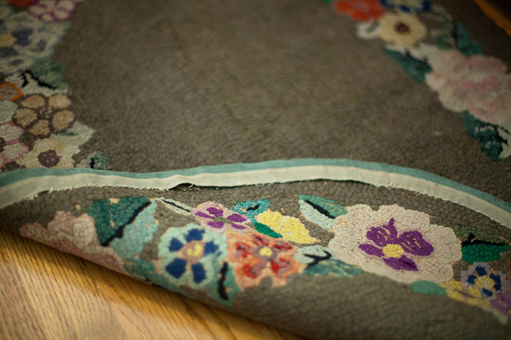Vintage American Hooked Rug 2'3