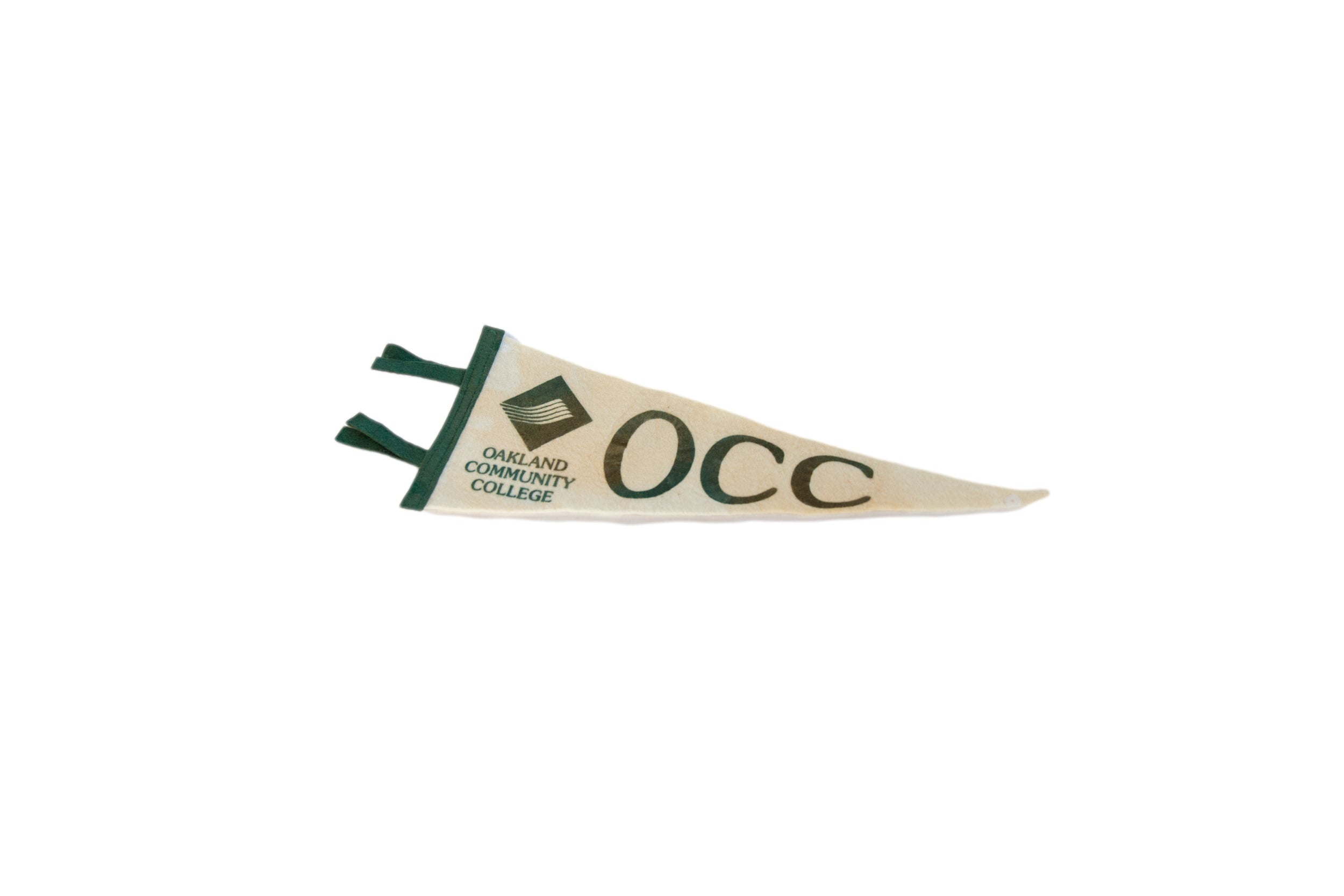 Oakland Community College Felt Flag Pennant // ONH Item 11540 Image 1